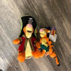 DISNEY - Tigger Pirate Toys
